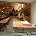 Отель Alpen Roc 3*