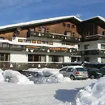 Alpen Roc Отель Морзин