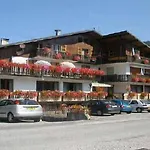 Alpen Roc Szálloda